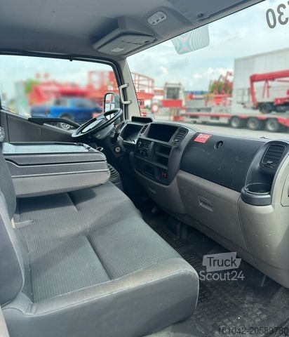 Autocamion cu platformă de lucru RUTHMANN TB 270.2