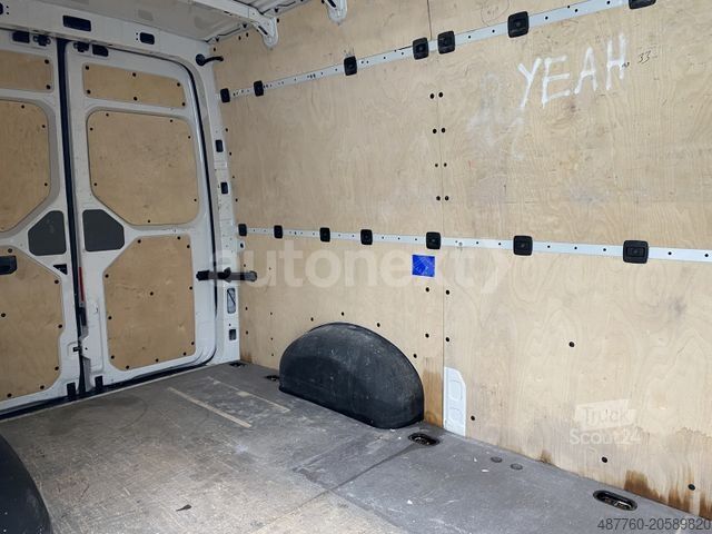 Fourgon VOLKSWAGEN Crafter 35 Automatik *Glastransporter* KAMERA 94