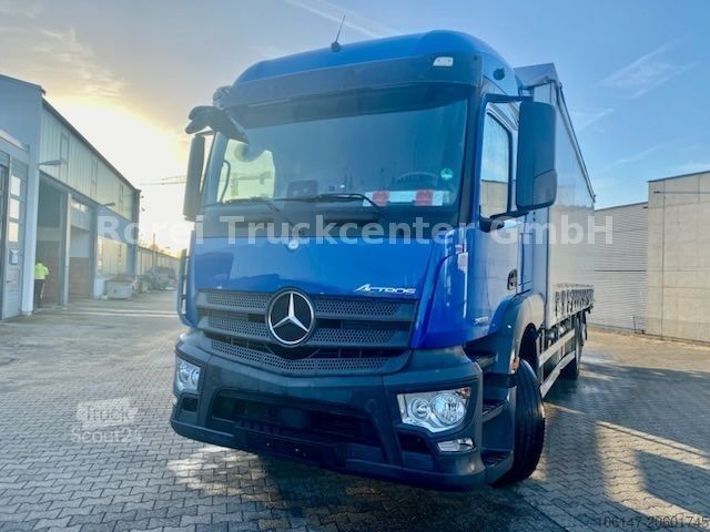 Camión plataforma con toldo MERCEDES-BENZ 2533L Antos E6, L-Haus, Klima,Edscha, LBW 3to