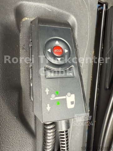 Škatlasti tovornjak MERCEDES-BENZ 1218L E6, Automatikgetriebe,Klima, LBW1,5t
