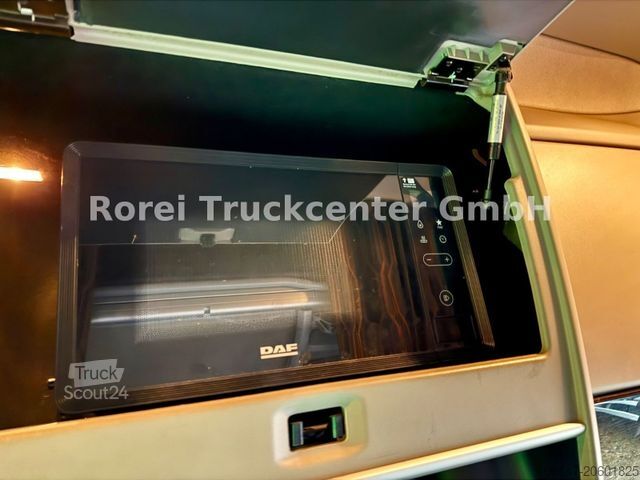 Камион с кука за контейнери DAF XF530 6x2 Intarder,2xKlima,TV, Alcoa,Multilift