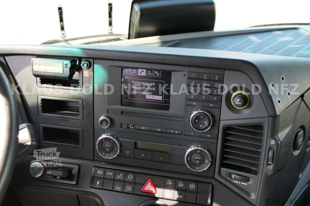 Камион за превоз на автомобили MERCEDES-BENZ Antos 2443 Autotransp. Kässbohrer Metago