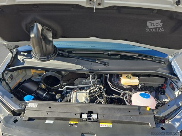 Furgão de painéis VW Crafter 35 2.0 TDI L2H2 mittlerer Radstand MR neues Modell AHK PDC KLIMA TEMPOMAT