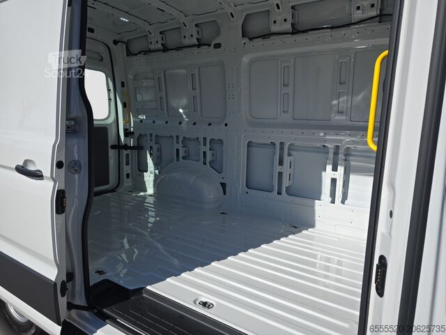 Furgão de painéis VW Crafter 35 2.0 TDI L2H2 mittlerer Radstand MR neues Modell PDC KLIMA TEMPOMAT