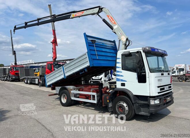 φορτηγό γερανός Iveco 150e23