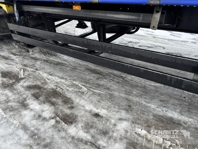 Open semitrailer with tarp Schmitz Cargobull Semitrailer Curtainsider Standard
