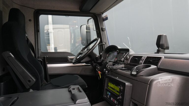 Рефрижераторная/морозильная транспортировка MAN TGM 18.250 FRIGO 328.000KM