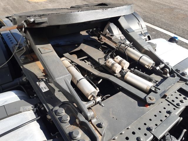 Yüksek hacimli çekici MERCEDES-BENZ Actros 1848LSNR MP5 LED Hubkupplung ÖlRetarder
