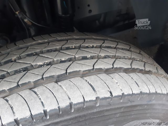 Kasa kamyoneti MERCEDES-BENZ Atego 818L Euro6E Koffer LBW AHK