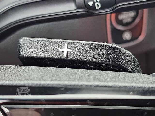 High-roof van MERCEDES-BENZ SPRINTER 317 L2H2 LED Mbux 10