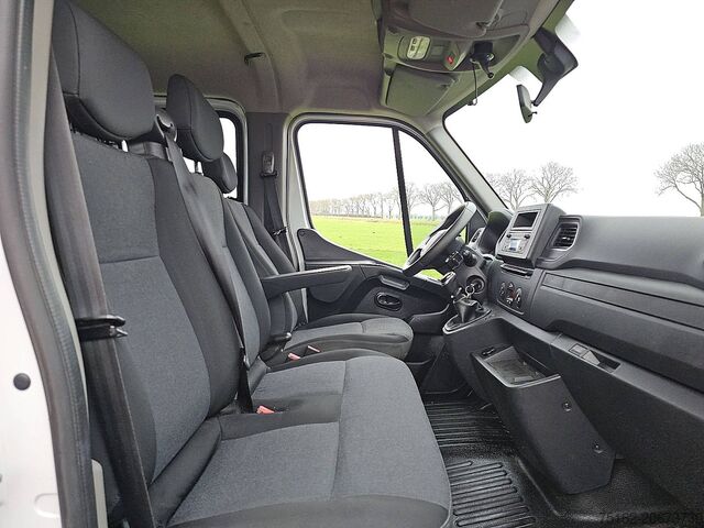 Matkalaukku RENAULT MASTER 2.3 163 pk clima EURO6