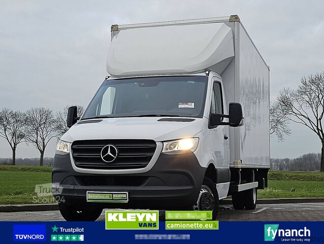 Matkalaukku MERCEDES-BENZ SPRINTER 515 CDI 43 AUT. LAADKLEP