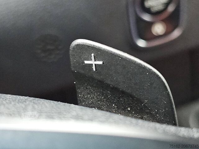 Matkalaukku MERCEDES-BENZ SPRINTER 515 CDI 43 AUT. LAADKLEP