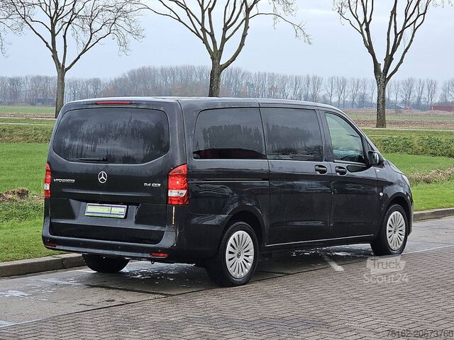 Пасажирський транспорт MERCEDES-BENZ VITO 114 CDI TOURER 2X Airco 9-Persoons!
