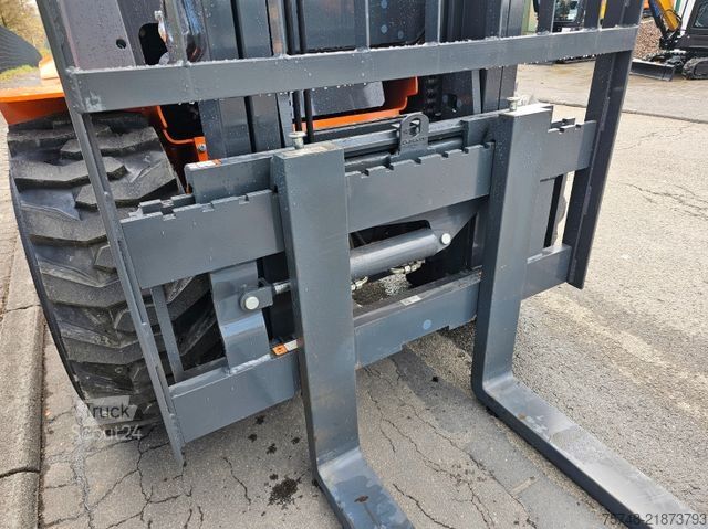 Empilhadeira todo-o-terreno  Allrad 4x4 Geländestapler LONKING CPCD35