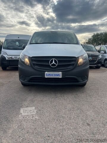سيارة نقل Mercedes-Benz VITO FURGONE 110 LONG