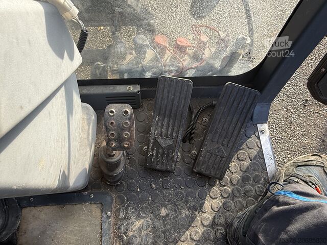 Vintertjänstmaskin Hako Citymaster 1600 4x4 Winterdienst