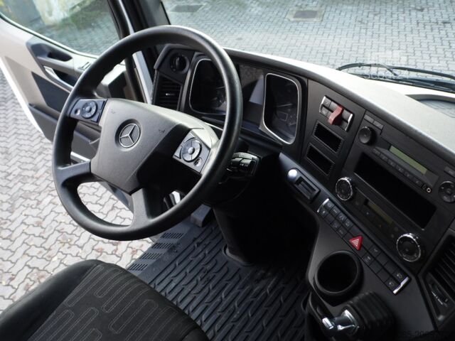 Standard dragbil Mercedes-Benz ACTROS 1848