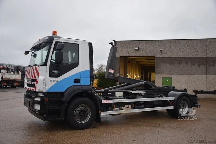 Système de bras à crochet Iveco Stralis 330