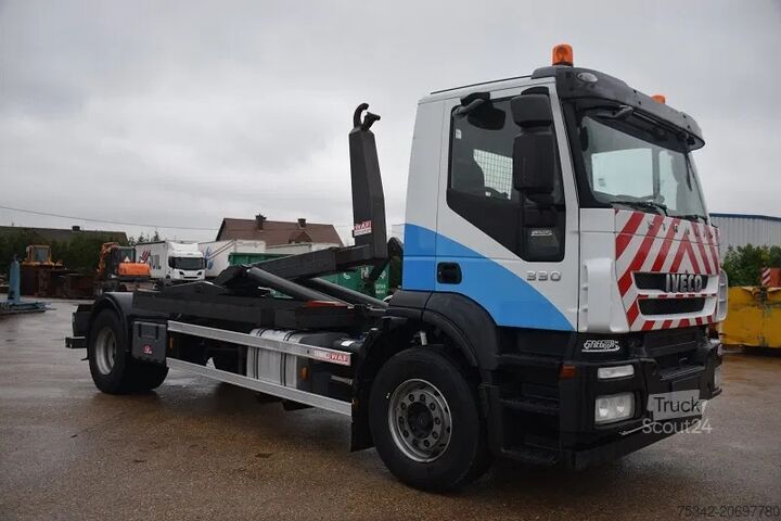 Système de bras à crochet Iveco Stralis 330