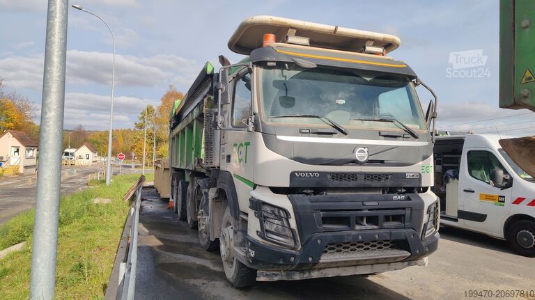 Camión volquete articulado Volvo FMX500