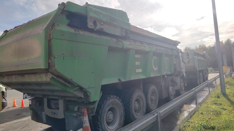 Camión volquete articulado Volvo FMX500