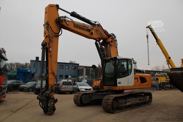 Εκσκαφέας ερπυστριοφόρος LIEBHERR R926 LC VERSTELLAUSLEGER Nr.: 446