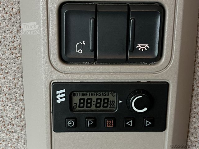 Volumen SZM DAF XF 440 Euro6 Klimaanlage Motorbremse+ 2x Bett