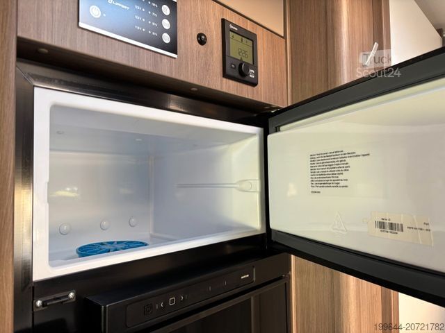 Polointegrovaný karavan CARADO T 447 pro, CITROËN,Hubbett