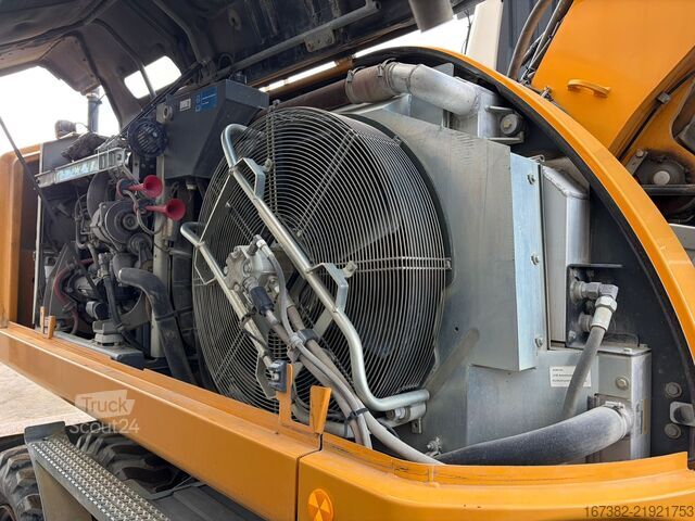 Gravemaskine på hjul Liebherr A918