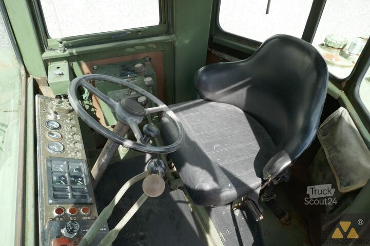 încărcător pe roți Komatsu 540 Ex-army