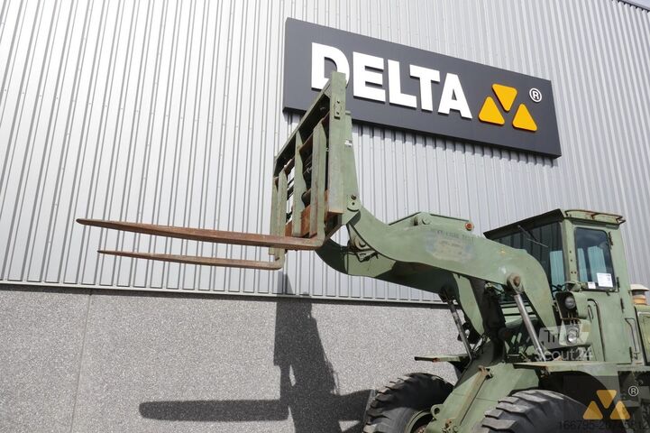 încărcător pe roți Komatsu 540 Ex-army