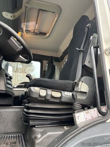 Trijų krypčių savivartis sunkvežimis MAN TGS 33.440 Kipper+HMF 1820-4