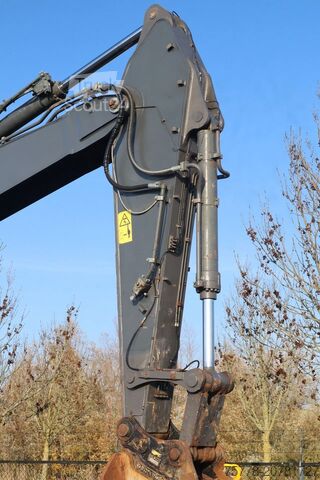 Goseniški bager Volvo EC480 EL | HAMMER LINES | BUCKET | QUICK COUPLER