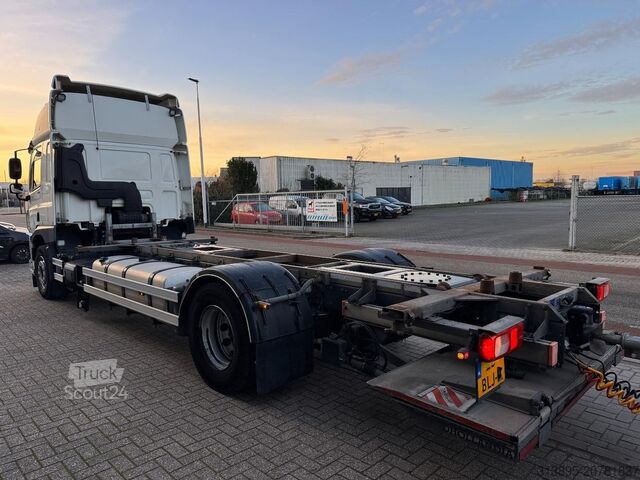 BDF-system DAF CF450 FA, BDF Rahmen, Jost Hubschwing, 2 x Tals...