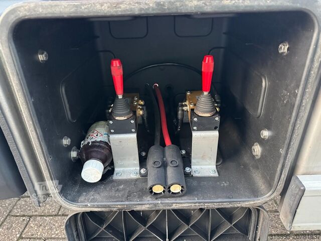 BDF-system DAF CF450 FA, BDF Rahmen, Jost Hubschwing, 2 x Tals...