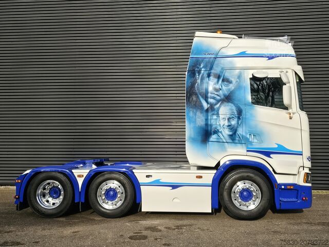 Standartinis-SZM Scania S580 V8 6x2/4 / SPECIAL PAINT / SHOW