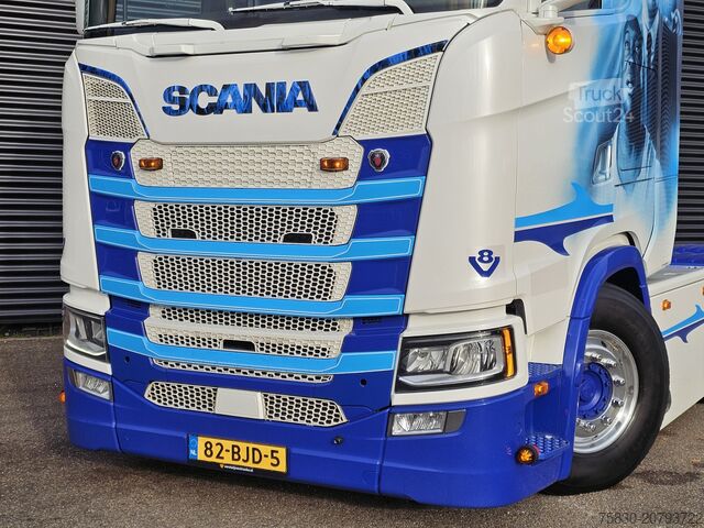 Standartinis-SZM Scania S580 V8 6x2/4 / SPECIAL PAINT / SHOW