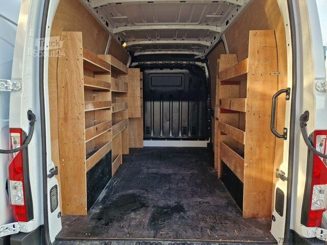 Kombijevsko vozilo Renault Master