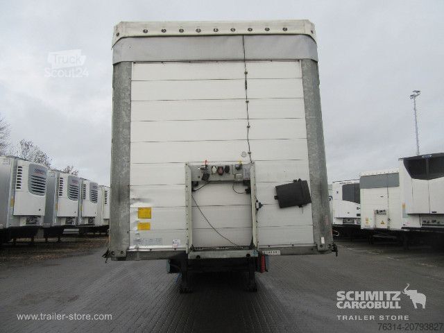 Открытый полуприцеп с тентом Schmitz Cargobull Curtainsider Standard Getränke
