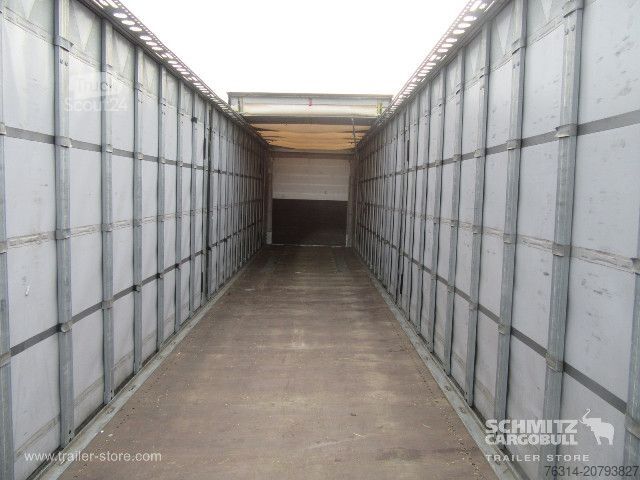 Открытый полуприцеп с тентом Schmitz Cargobull Curtainsider Standard Getränke