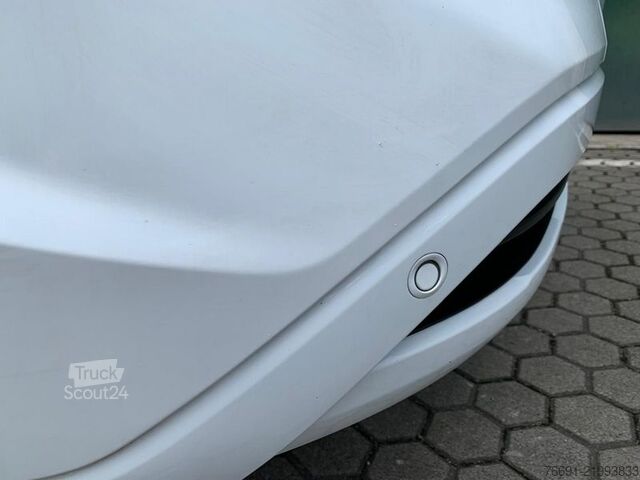 Dubă cu acoperiș înalt Ford Custom 280  Titanium - Km 44.200