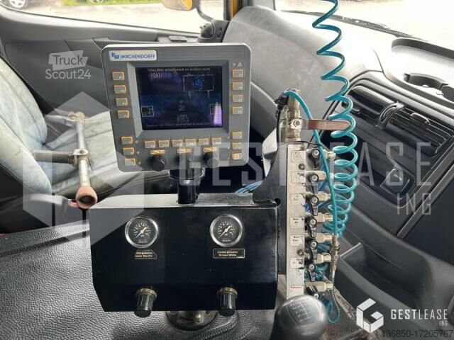 Aangepaste bestelwagen Mercedes-Benz AXOR 1833