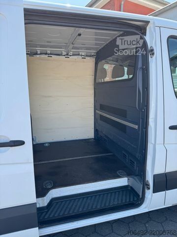 Kastenwagen MERCEDES-BENZ Sprinter II Kasten 310 CDi Automatik Audio 15