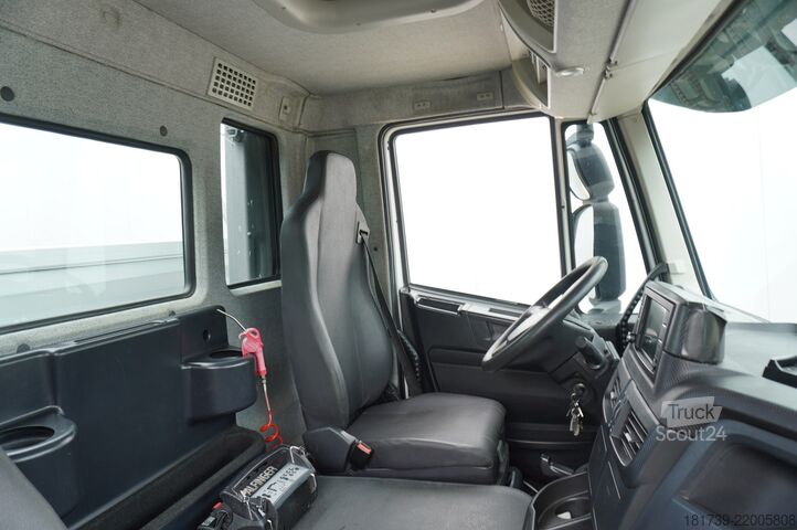 Платформа с кран Iveco Stralis 310 E6 / 120 tho.km! / crane 15m