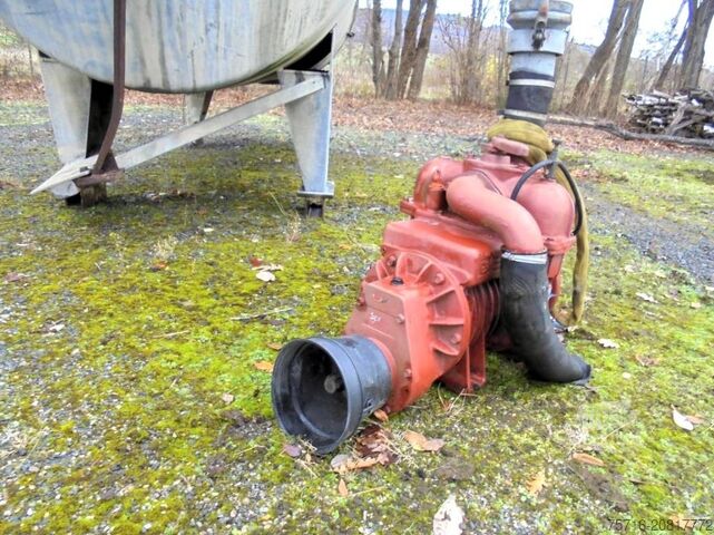 Cisterna Müller-Mitteltal CHK Vakuumfass mit Pumpe