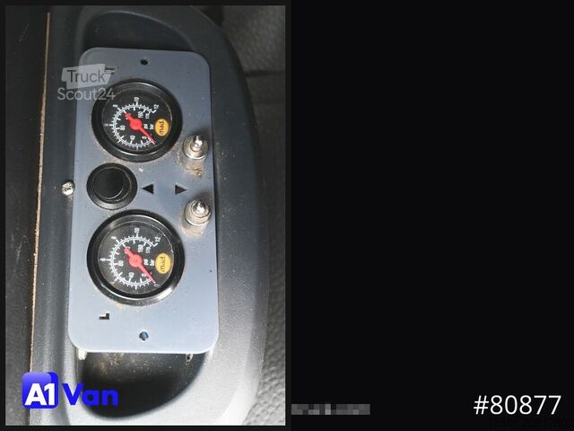 Pick-up furgonas RENAULT Master Pritsche Doka, AHK 3,5Tonnen , Klima, Luftfederung