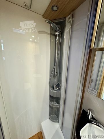 Half-integraal camper DETHLEFFS Globebus T 6 "GT Paket Silber"