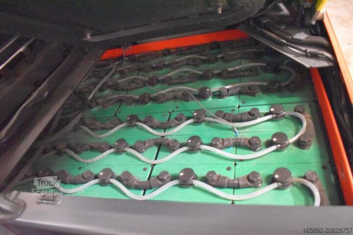 Chariot élévateur Linde E 30/600 HL 1252