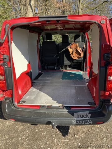 фургон-панель Toyota Pro Ace